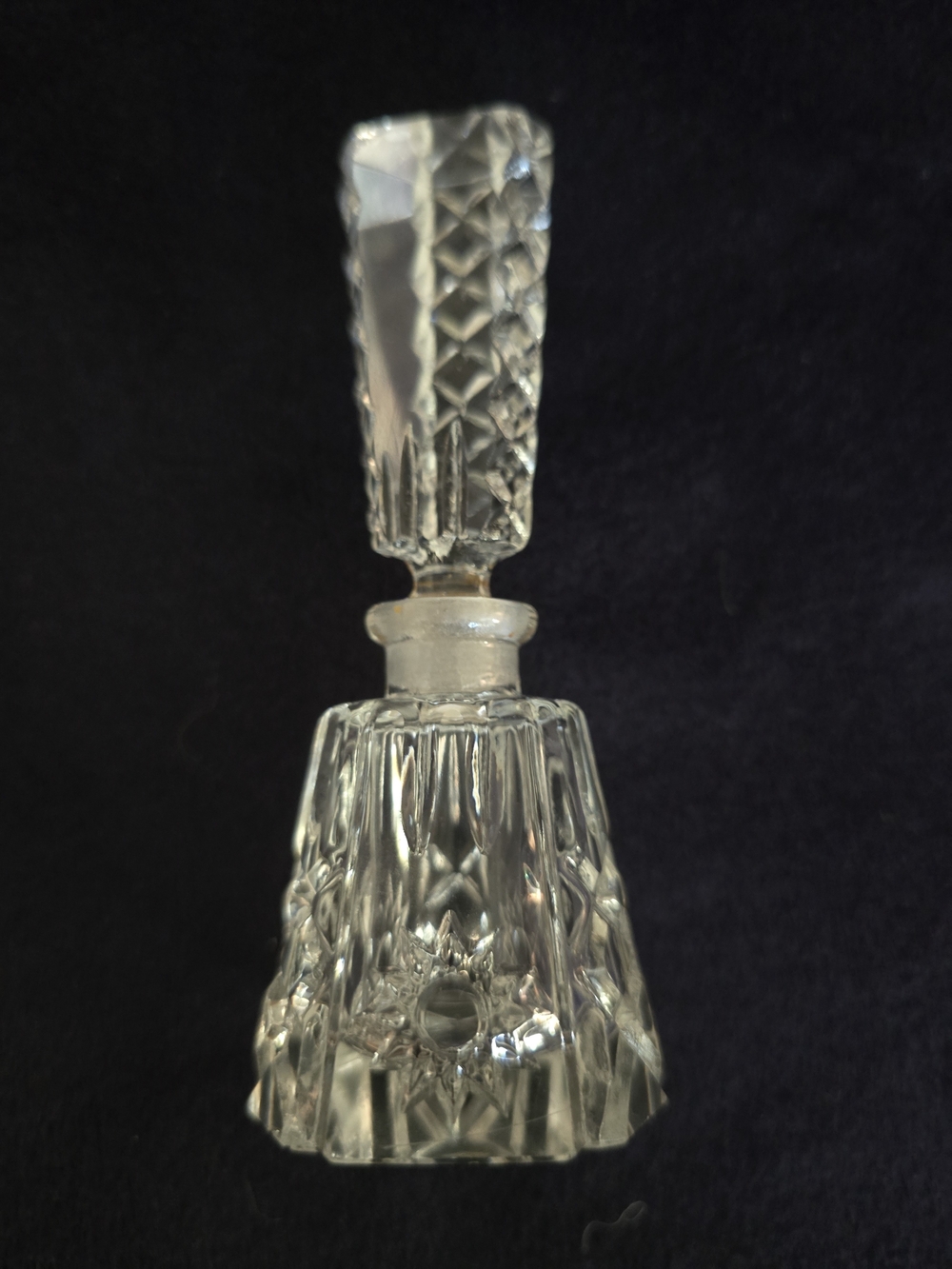 Vintage 1930's Art Deco Habd Cut Crystal Prrfume Bottle W/ Prism Stopper